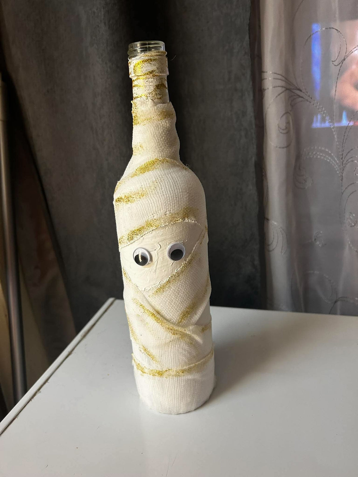 Hand-painted Halloween BOO-tle #7 — Mummy Mia